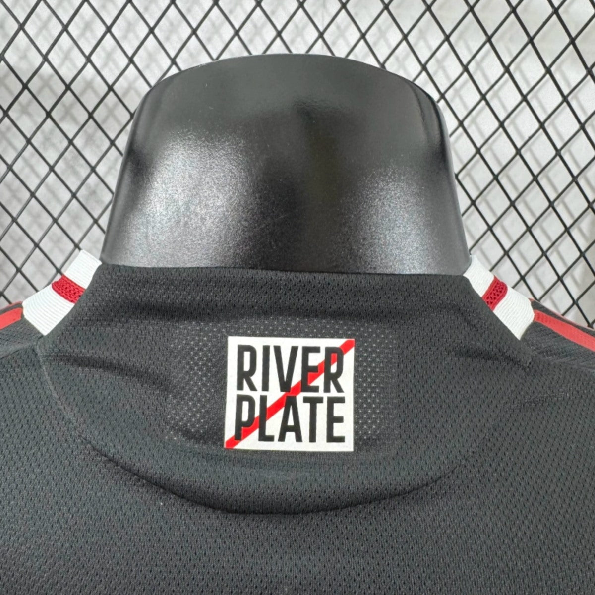 Camisola Manga Comprida CA River Plate 2025-26 Alternativa Riscas CWC Versão Jogador