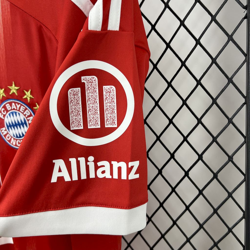Camisola FC Bayern Munique 2025-26 Principal Versão Adepto OLISE #17
