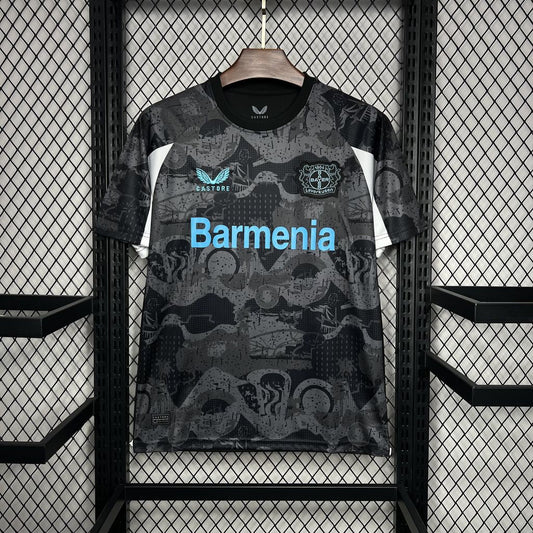 Camisola Bayer 04 Leverkusen 2024-25 Alternativa Preta Versão Adepto