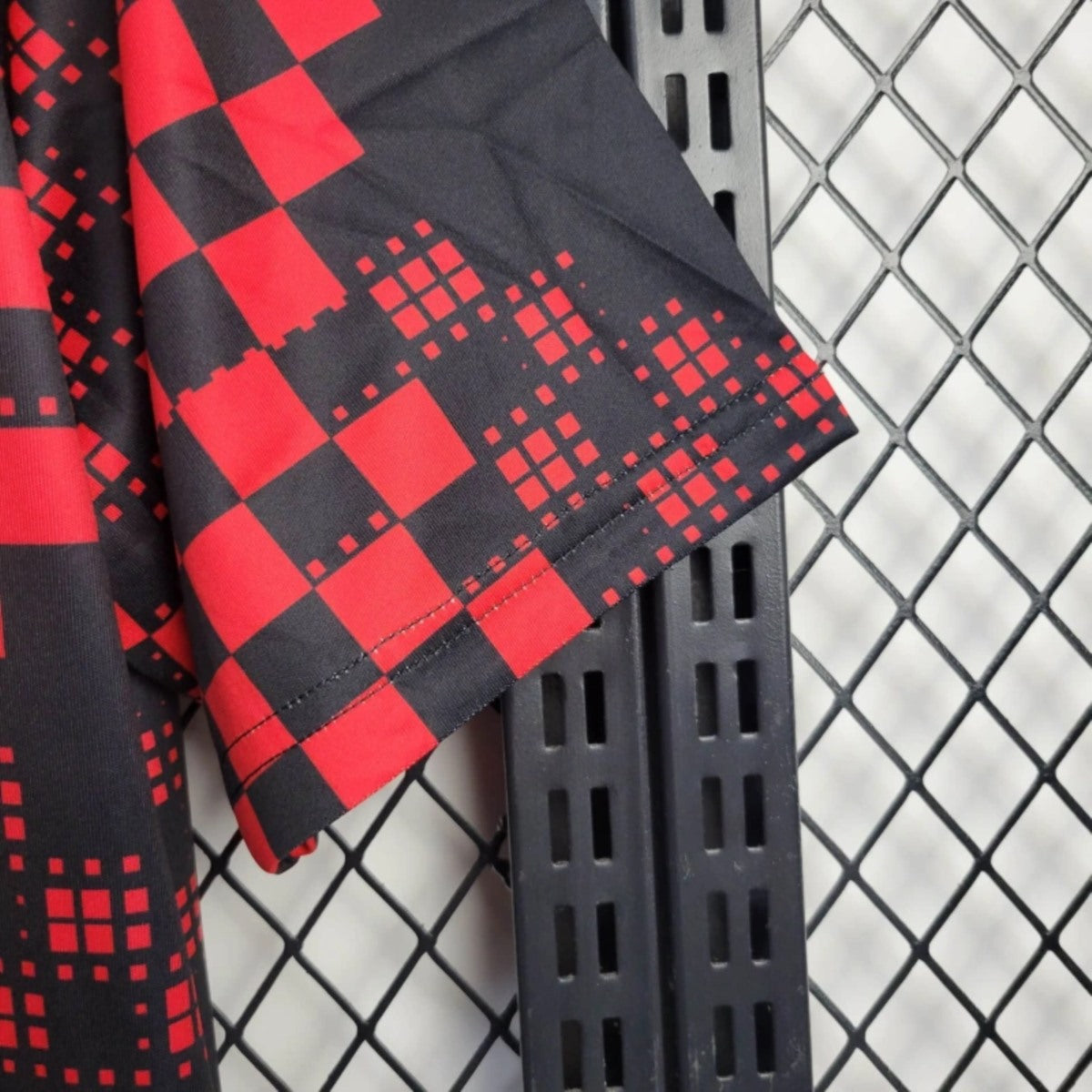 Camisola SLB 2025-26 Pre-Match Versão Adepto