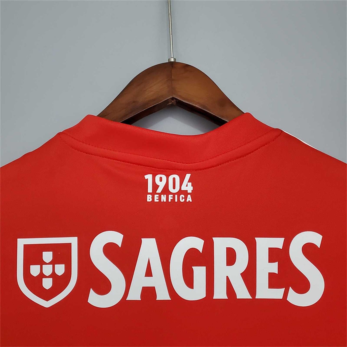 Camisola SLB 2021-22 Principal