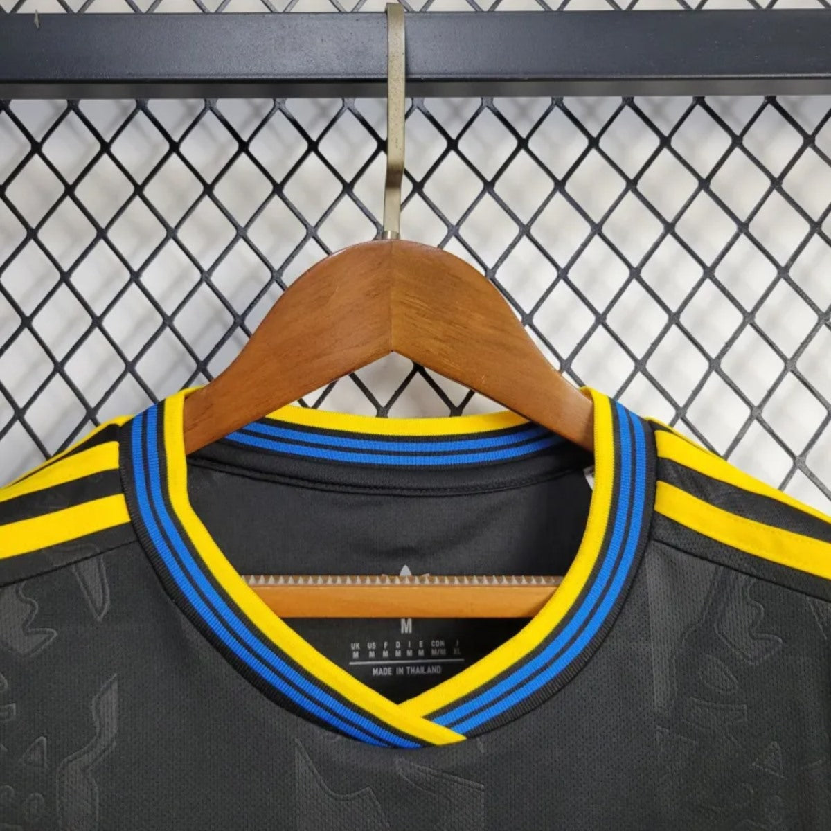 Camisola M-United 2025-26 Alternativa Preta Versão Mulher
