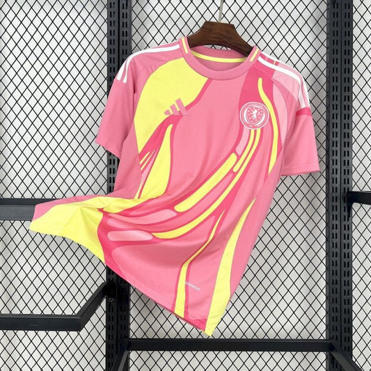 Camisola Escocia 2025 Alternativa Rosa Versão Adepto