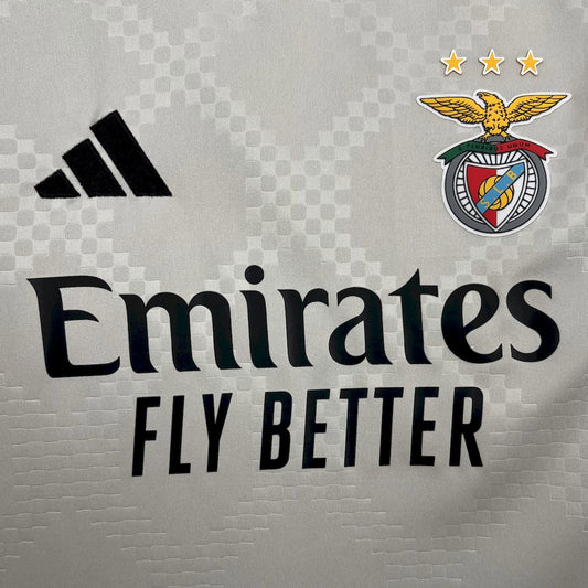 Kit Criança SLB 2025-26 Alternativo Beje (Entrega Imediata)