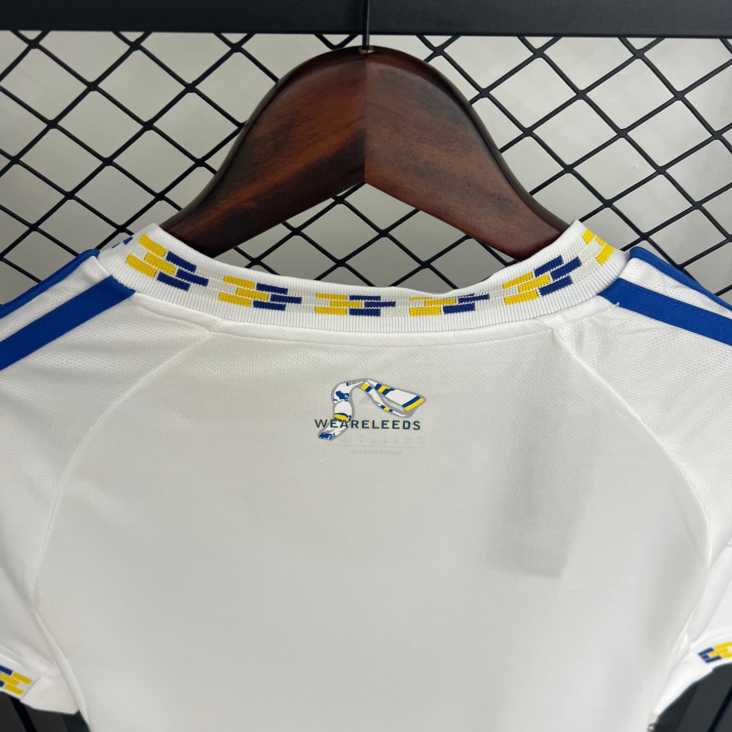 Camisola Leeds-U 2025-26 Principal Versão Adepto