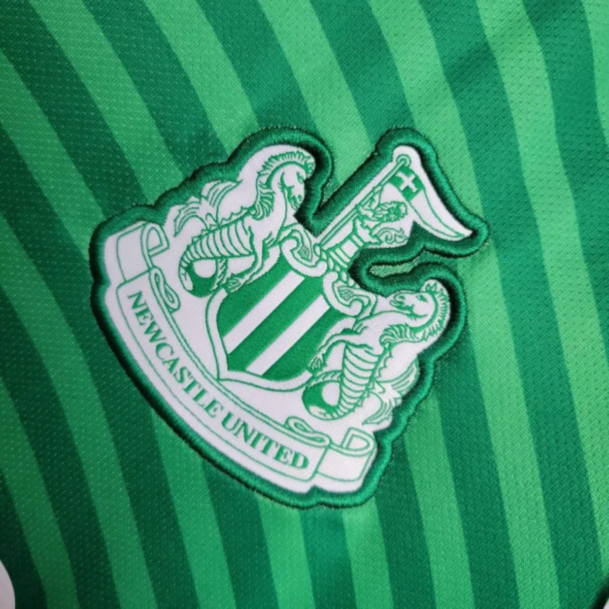 Camisola NCU 2025-26 Alternativa Verde Versão Adepto