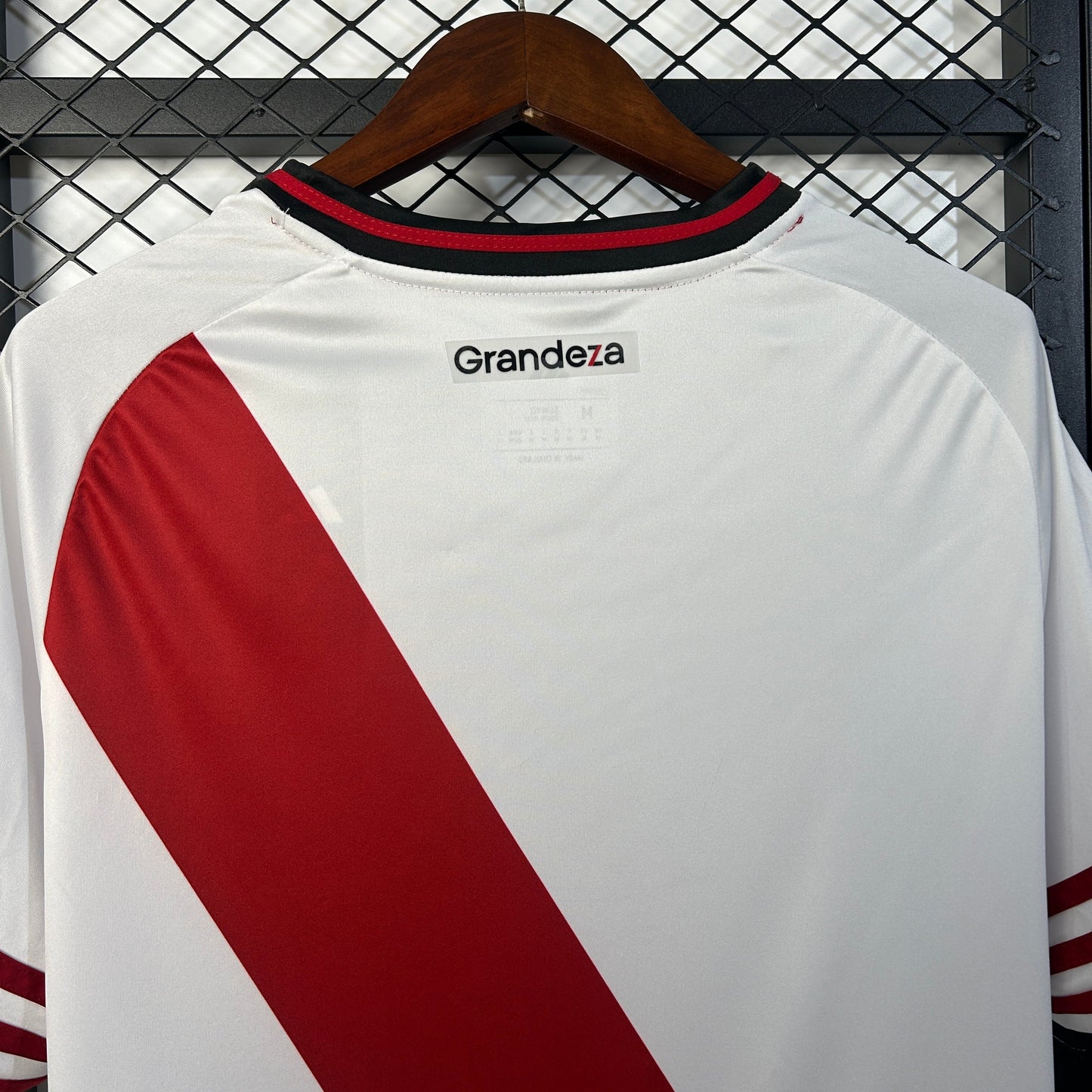Camisola CA River Plate 2025-26 Principal Versão Adepto