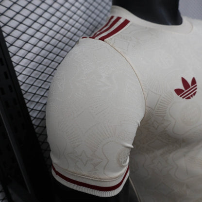 Camisola FC Bayern Munique 2024-25 Edição 125º Aniversario Versão Jogador