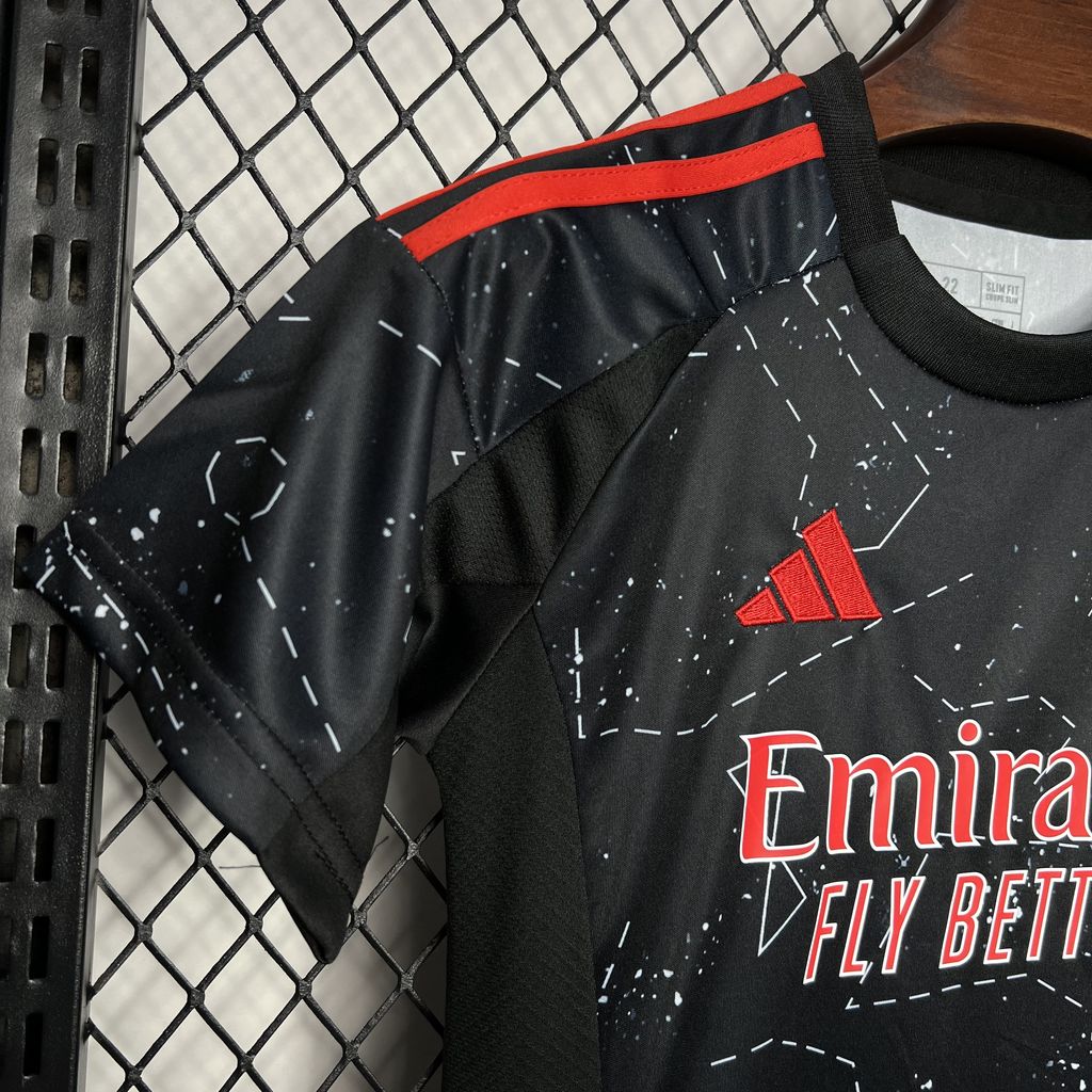 Kit Criança SLB 2024-25 Alternativo