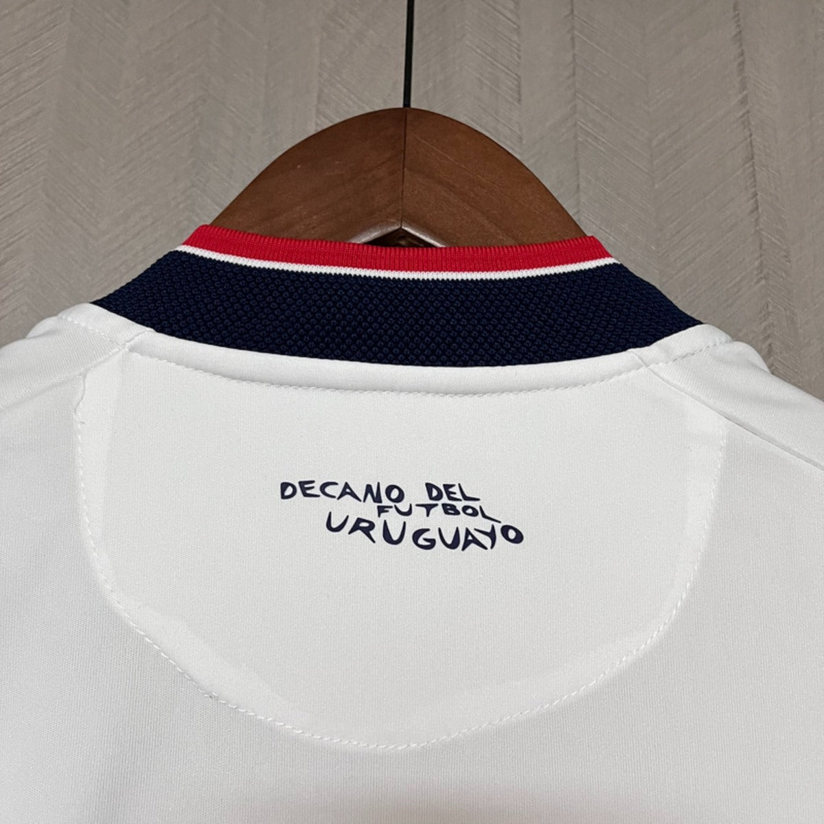 Camisola Club Nacional de Football 2025-26 Principal Versão Adepto