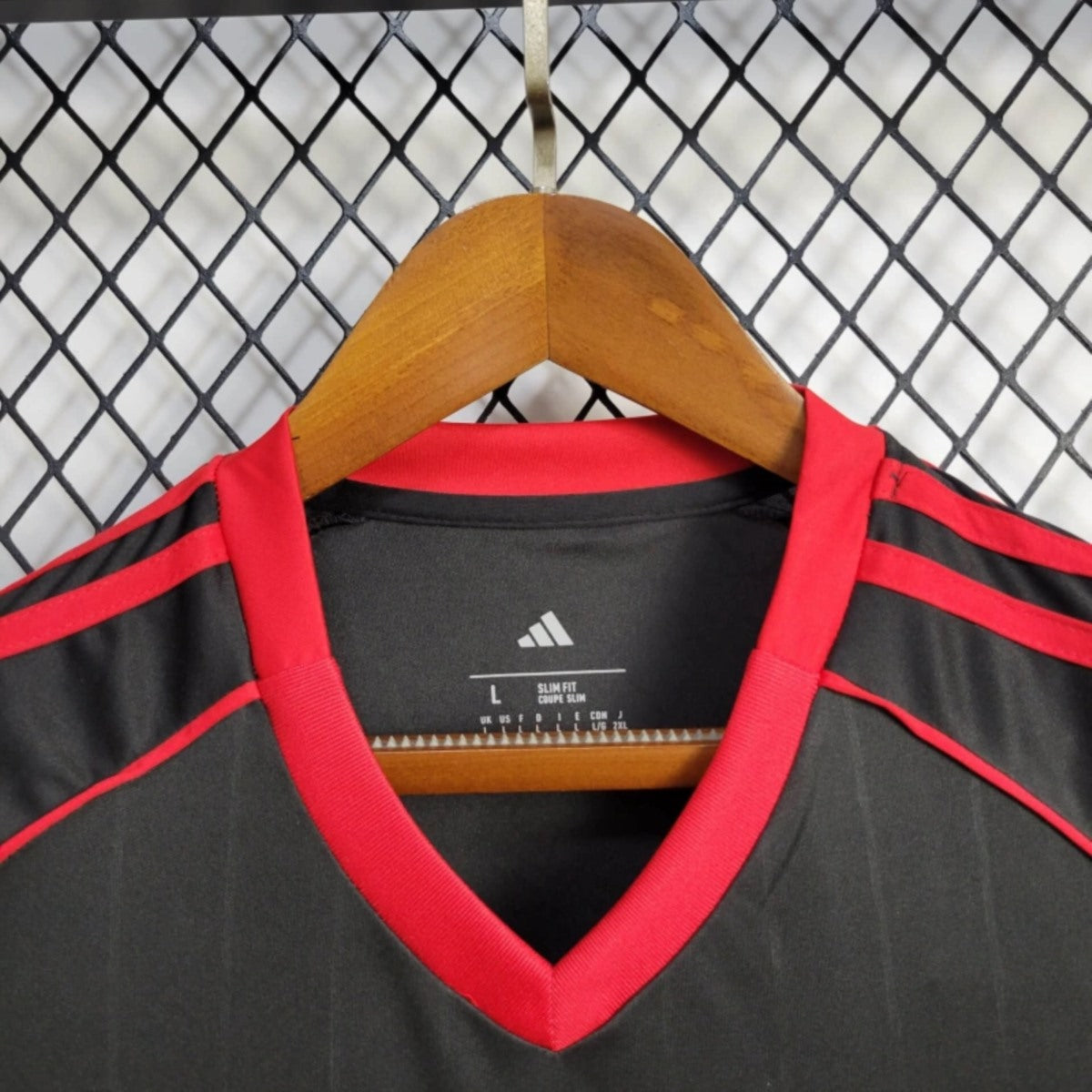 Camisola Sevilha FC 2025-26 Alternativa Preta Versão Adepto