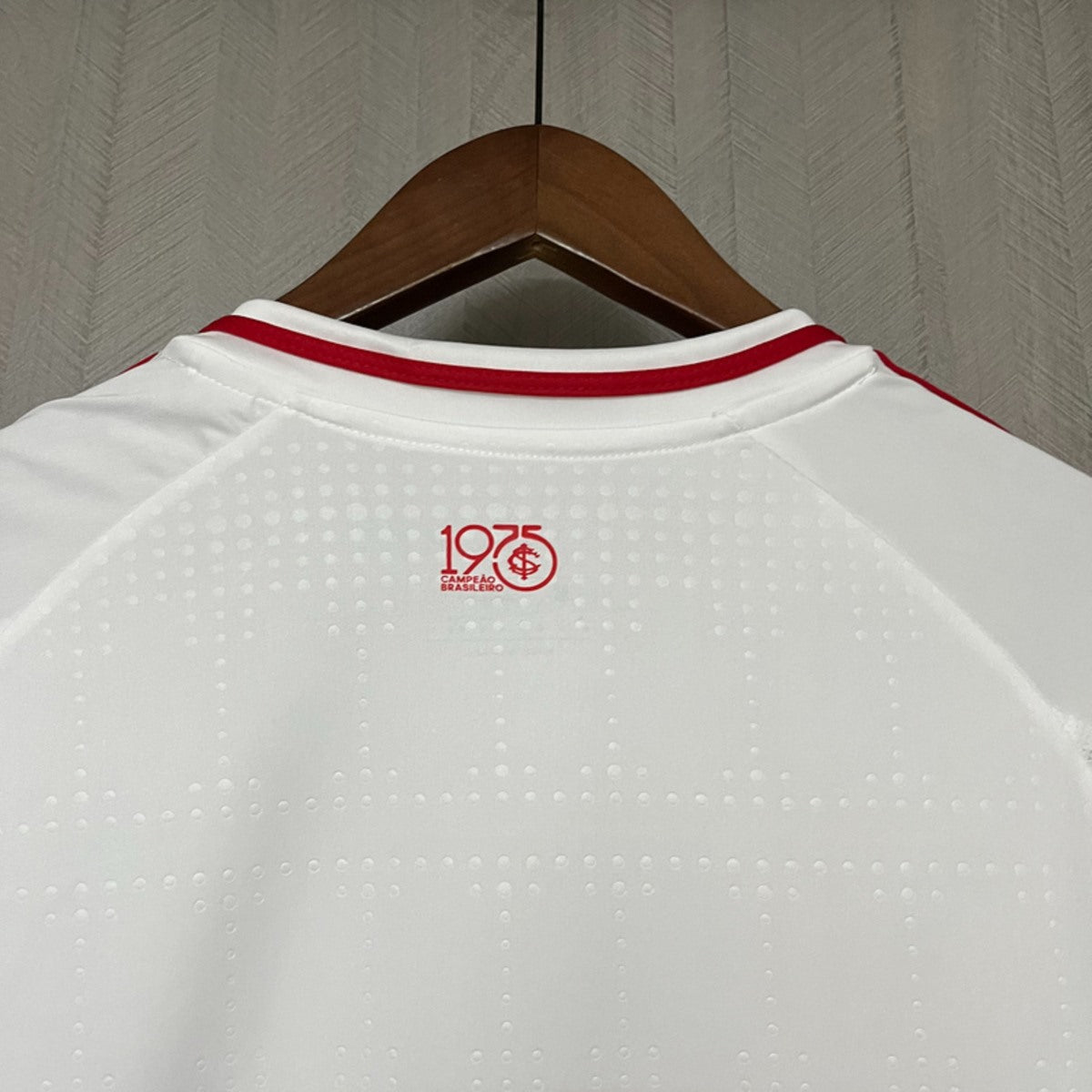 Camisola SC Internacional 2025-26 Alternativa Branca Lisa Versão Mulher