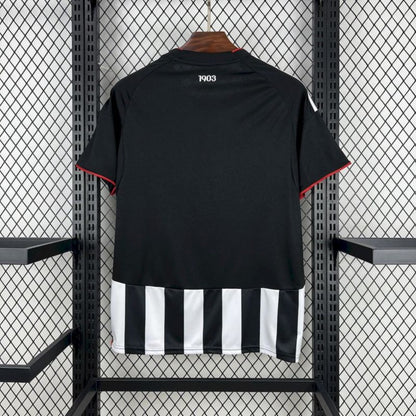 Camisola Besiktas JK 2025-26 Alternativa Preta Versão Adepto