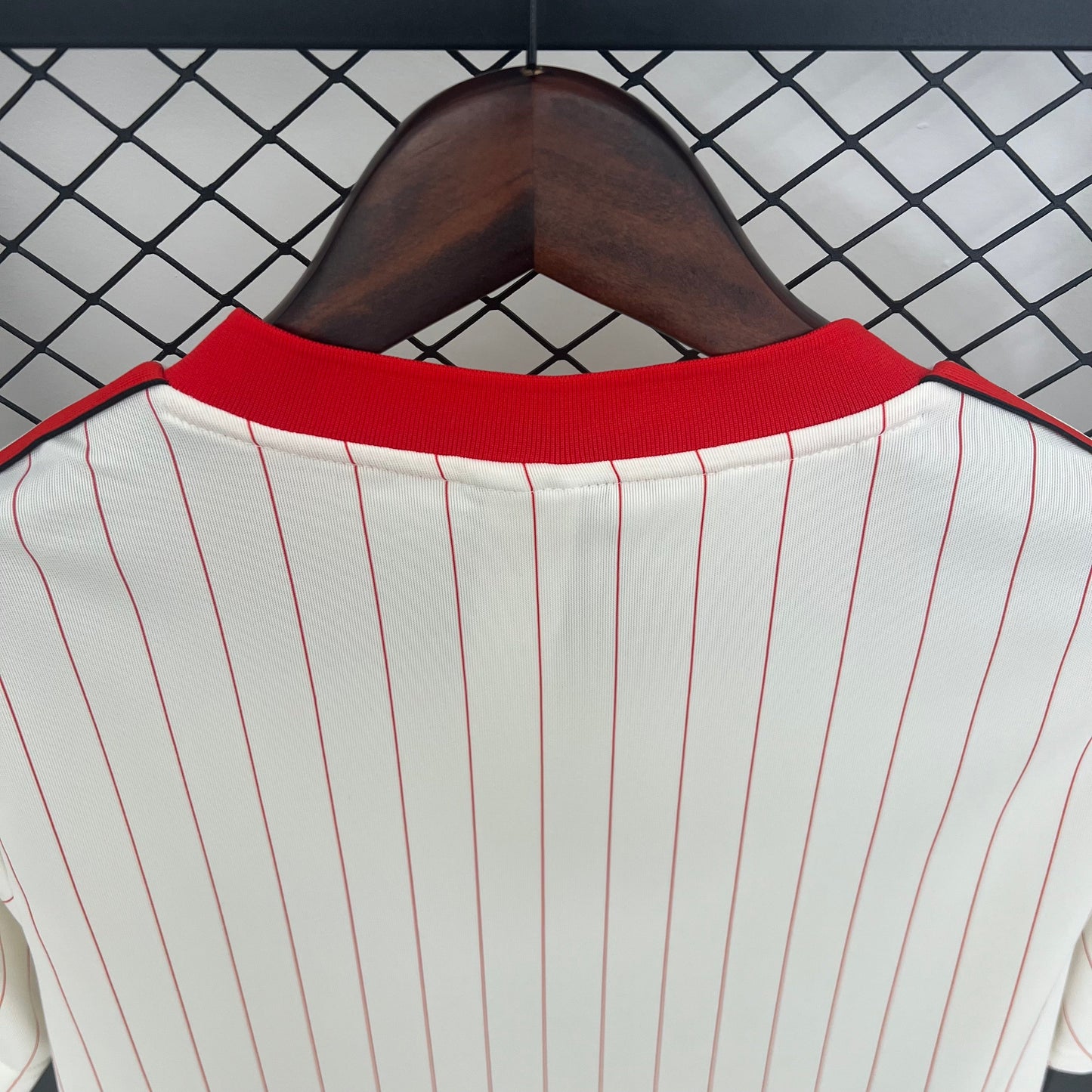 Camisola SLB 2025-26 Edição Especial Versão Adepto