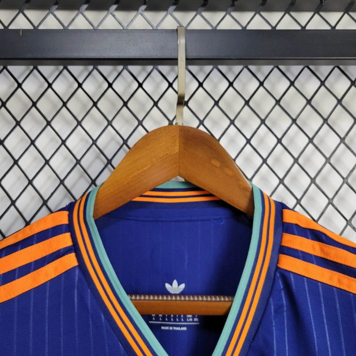 Camisola NCU 2025-26 Alternativa Azul Versão Adepto