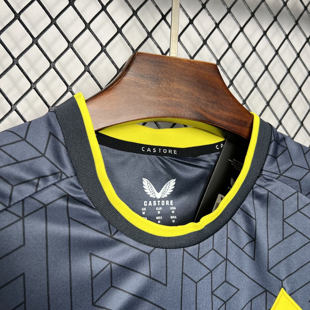 Camisola EVE 2024-25 Alternativa Preta Versão Adepto