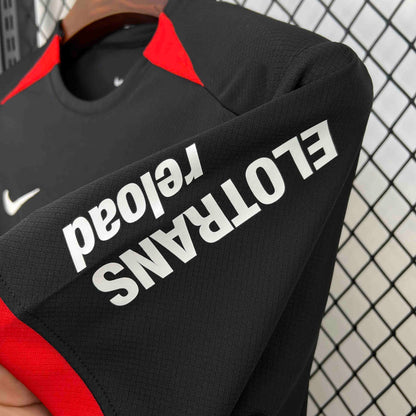 Camisola SG Eintracht Frankfurt 2024-25 Alternativa Preta Versão Adepto