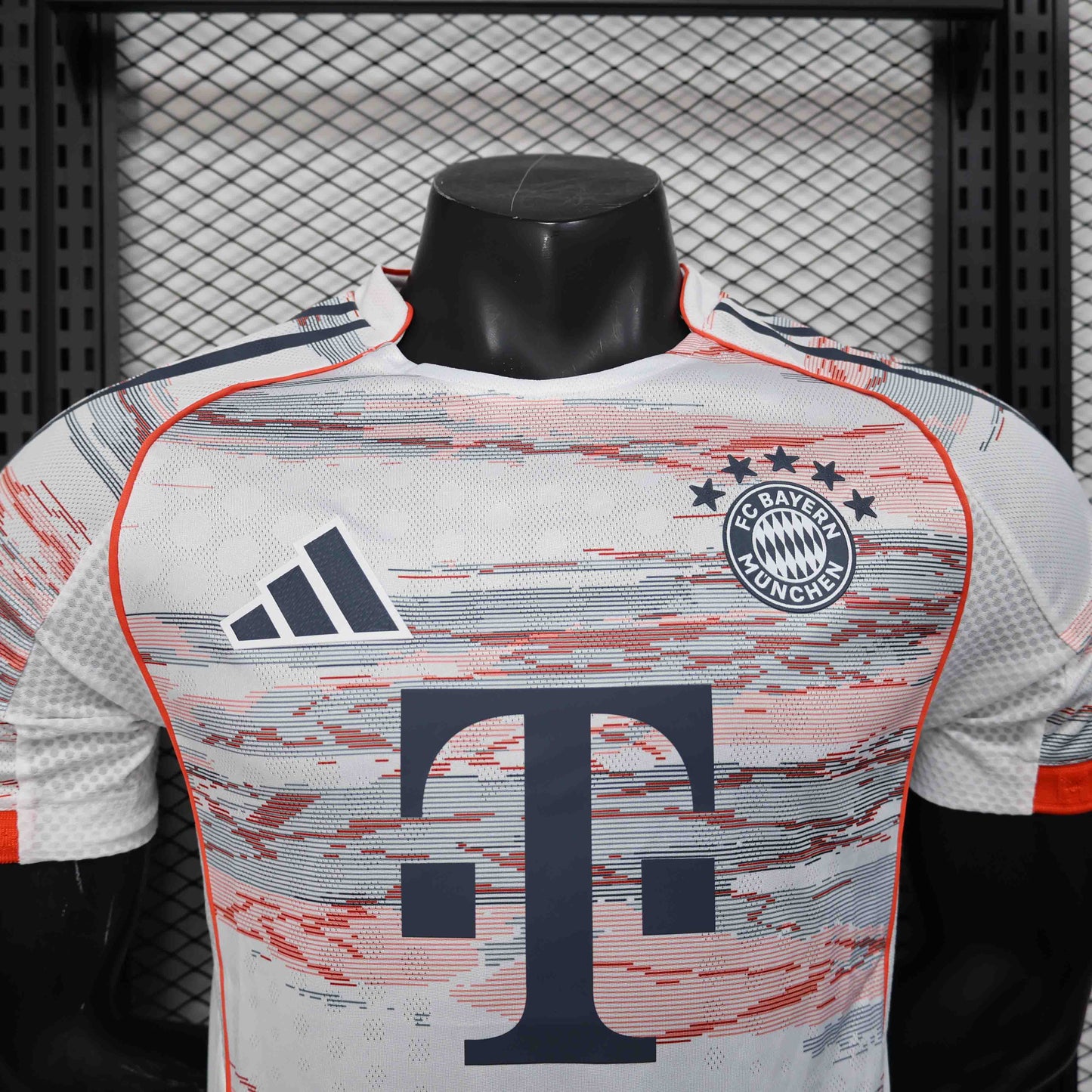 Camisola FC Bayern 2025-26 Alternativa Creme Versão Jogador
