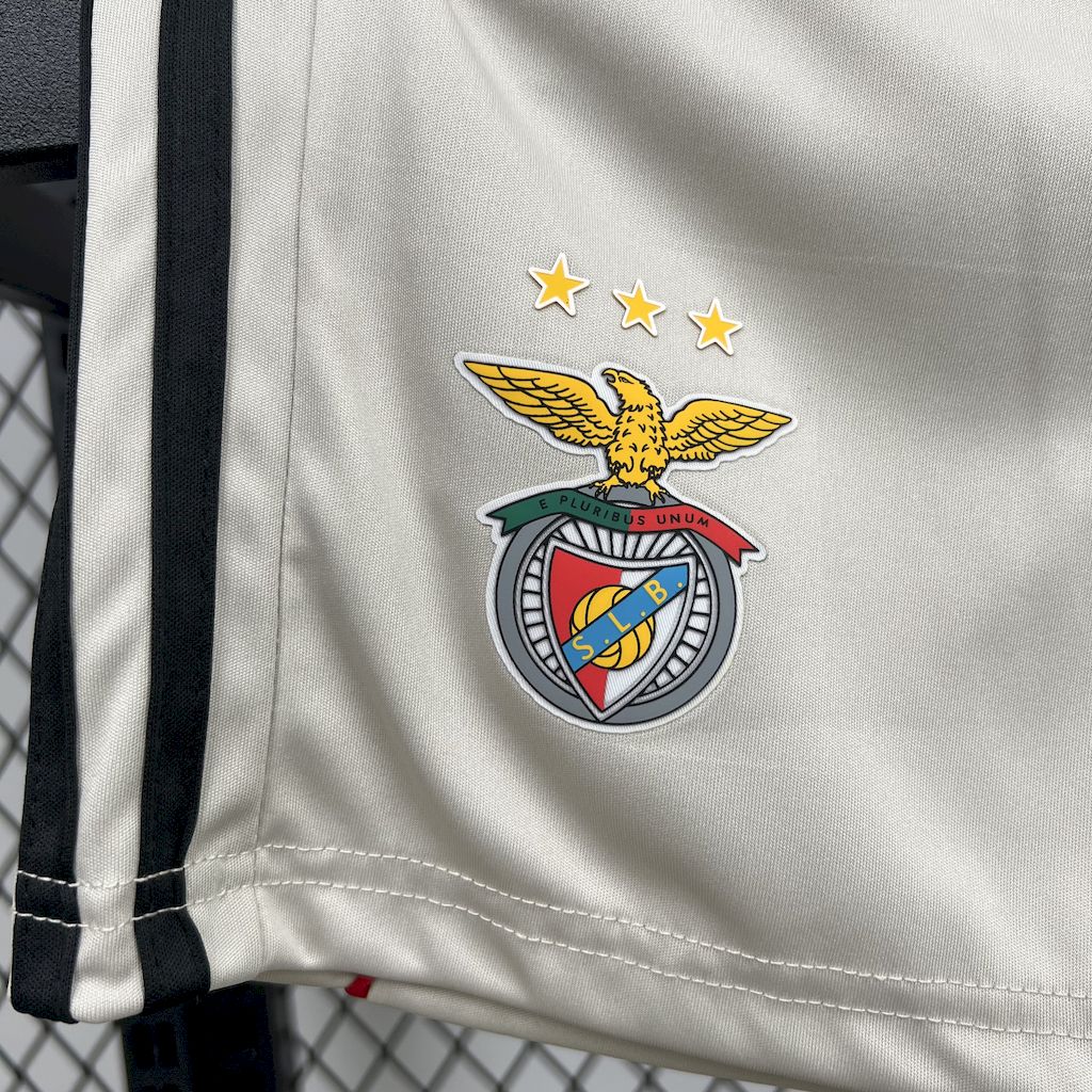 Kit Criança SLB 2025-26 Alternativo Beje (Entrega Imediata)