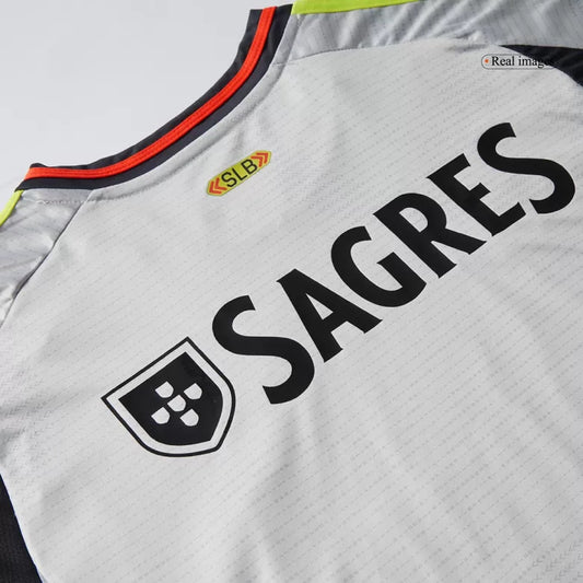 Camisola SLB 2024-25 Alternativa Cinzenta Versão Adepto