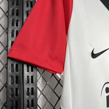Camisola SG Eintracht Frankfurt 2024-25 Principal Versão Adepto