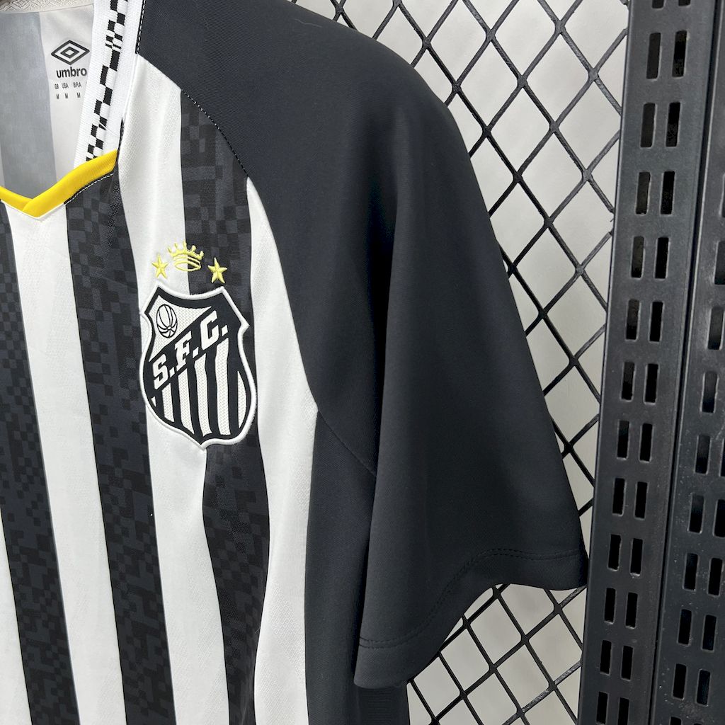 Camisola Santos FC 2025-26 Alternativa Preta/Branca Versão Adepto